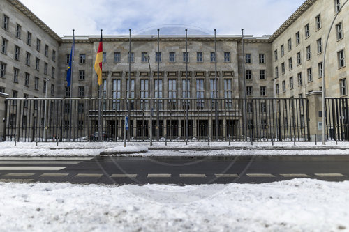 Finanzministerium im Schnee