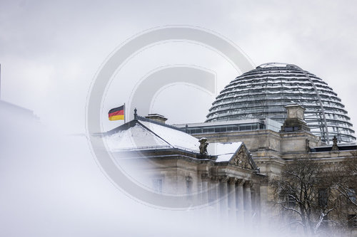 Reichstag im Schnee