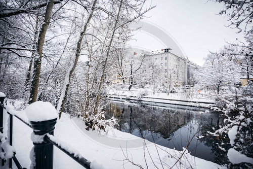 Verschneiter Landwehrkanal