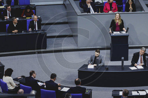 Sondersitzung im Deutschen Bundestag