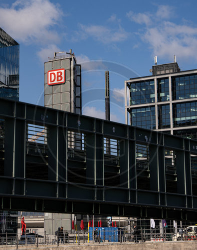 Deutsche Bahn Turm am Hauptbahnhof