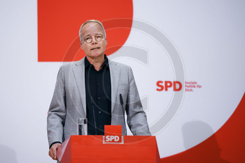 Matthias Miersch informiert ueber den Ausgang des SPD-Mitgliedervotums