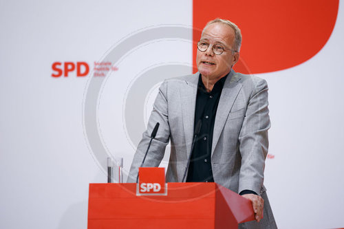 Matthias Miersch informiert ueber den Ausgang des SPD-Mitgliedervotums