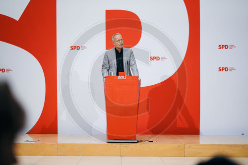 Matthias Miersch informiert ueber den Ausgang des SPD-Mitgliedervotums