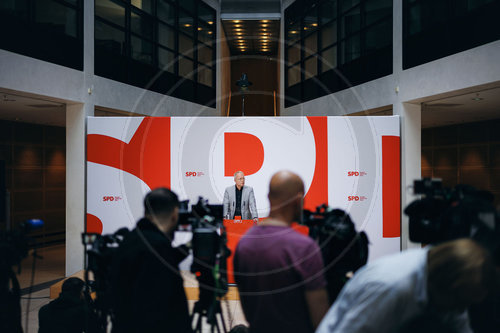 Matthias Miersch informiert ueber den Ausgang des SPD-Mitgliedervotums