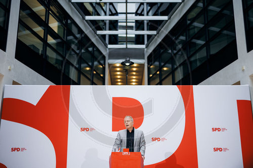 Matthias Miersch informiert ueber den Ausgang des SPD-Mitgliedervotums
