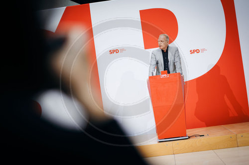 Matthias Miersch informiert ueber den Ausgang des SPD-Mitgliedervotums