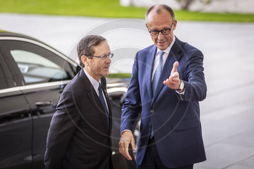 Friedrich Merz und Isaac Herzog