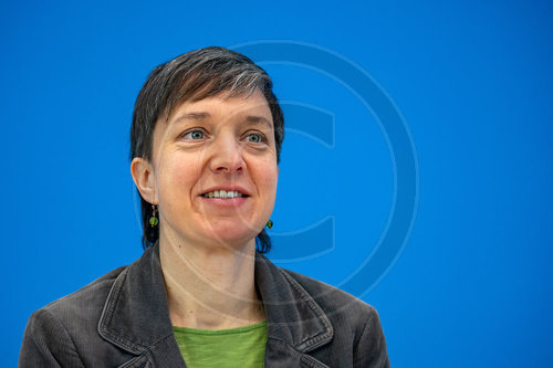 Bundespressekonferenz mit Dr. Angelika Gellrich