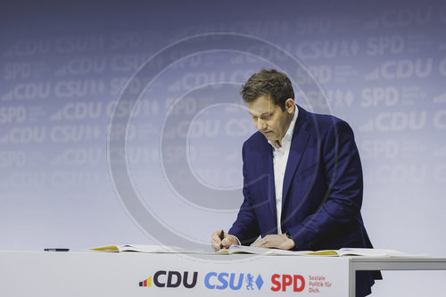 Unterzeichnung des Koalitionsvertrages