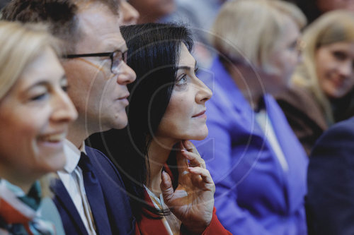 Unterzeichnung des Koalitionsvertrages