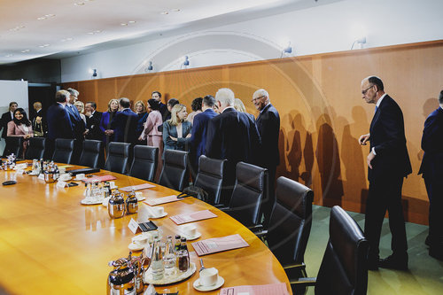 Konstituierende Sitzung des Kabinetts