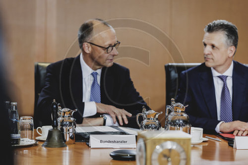 Konstituierende Sitzung des Kabinetts