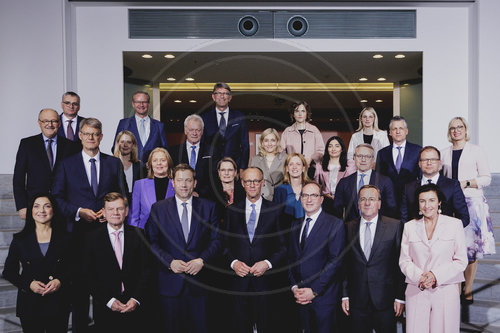 Konstituierende Sitzung des Kabinetts