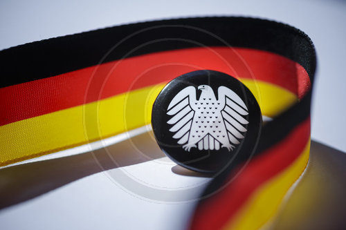Schwarz Rot Gold mit Bundesadler