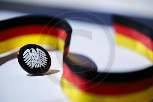 Schwarz Rot Gold mit Bundesadler