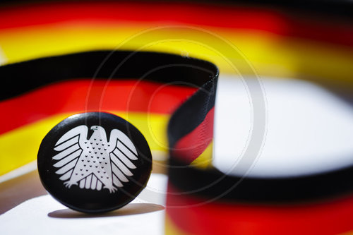 Schwarz Rot Gold mit Bundesadler