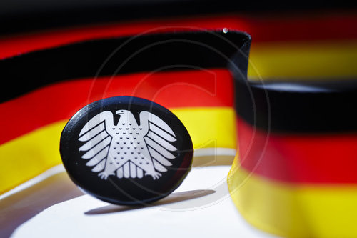 Schwarz Rot Gold mit Bundesadler