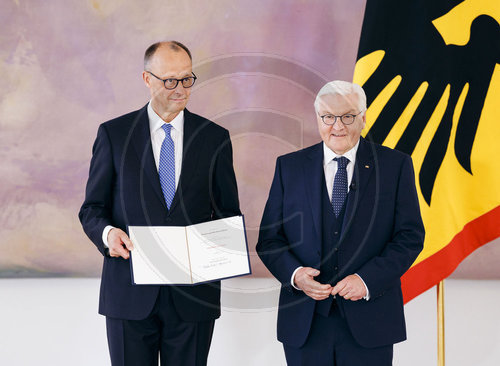 Ernennung des Bundeskanzlers im Schloss Bellevue