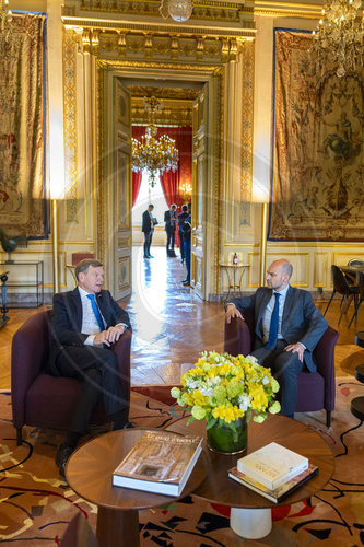 BM Wadephul in Paris