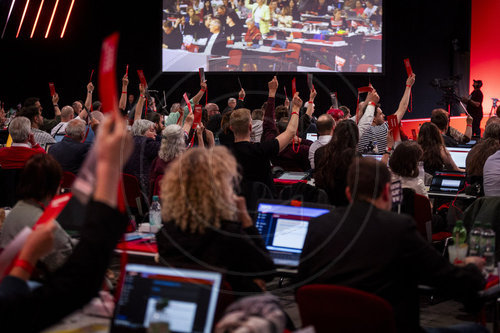 Abstimmung Parteitag DIE LINKE