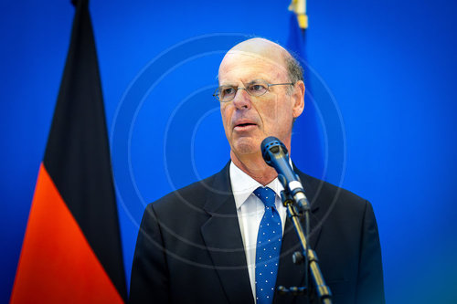 Eric Lombard