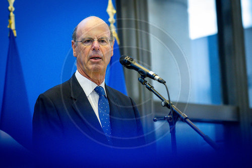 Eric Lombard