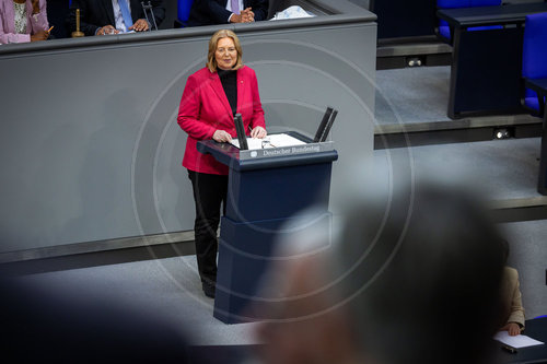 Arbeitsministerin Bas im Bundestag