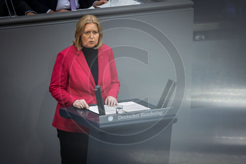 Arbeitsministerin Bas im Bundestag