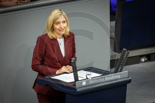 Gesundheitsministerin Nina Warken