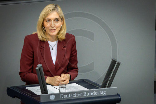 Gesundheitsministerin Nina Warken