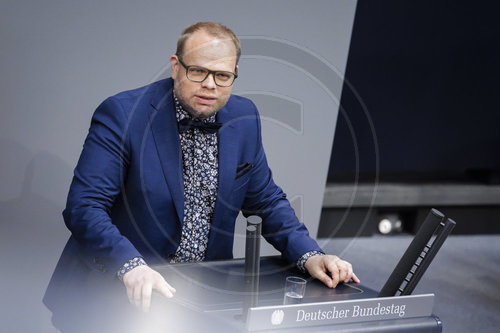 Helge Lindh