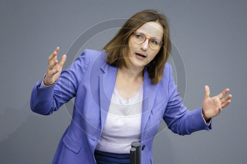 Lisa Badum