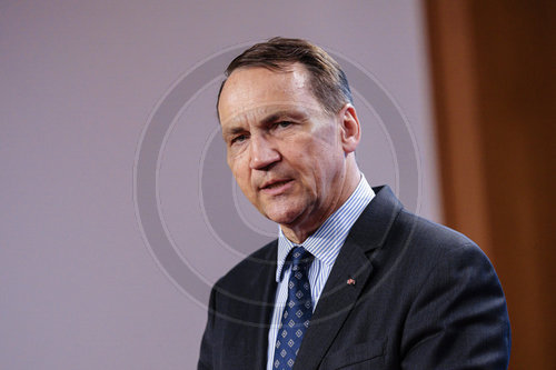 Rados‚âà√áaw Sikorski