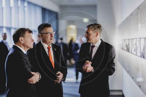 Aussenminister Wadephul empfaengt Gideon Sa‚Äö√Ñ√¥ar
