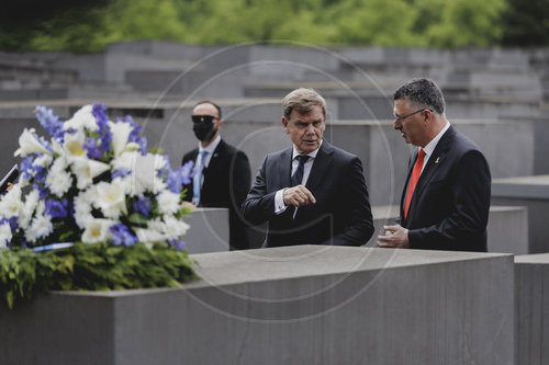 Aussenminister Wadephul empfaengt Gideon Sa‚Äö√Ñ√¥ar