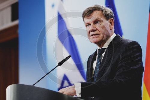 Aussenminister Wadephul empfaengt Gideon Sa‚Äö√Ñ√¥ar