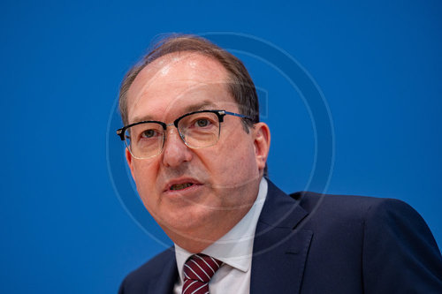 Portrait Alexander Dobrindt