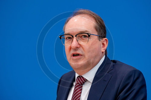 Portrait Alexander Dobrindt
