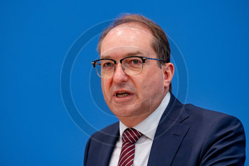 Portrait Alexander Dobrindt