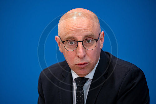 Sinan Selen bei Verfassungsschutzbericht Vorstellung
