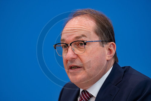 Portrait Alexander Dobrindt