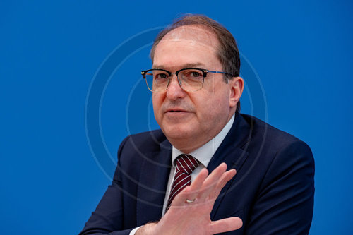 Portrait Alexander Dobrindt