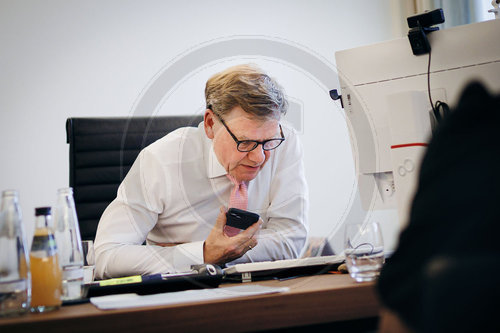 Johann Wadephul telefoniert mit Abbas Araghtschi