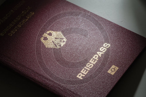 Symbolfoto deutscher Reisepass