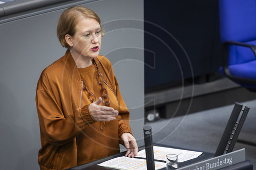 Lisa Paus
