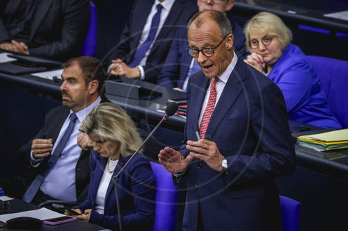Bundeskanzler Merz bei Regierungsbefragung