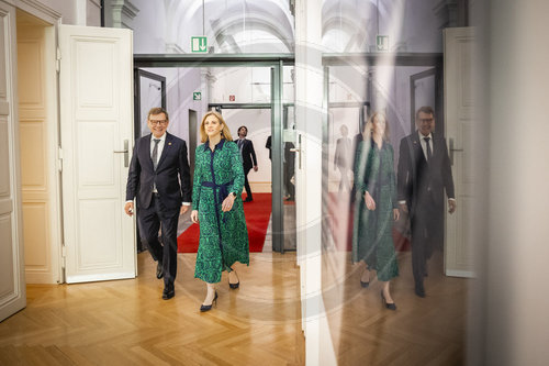Aussenminister Wadephul trifft oesterreichische Aussenministerin