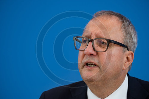 Vorstellung des Abschlussberichts der Initiative f‚àö¬∫r einen handlungsfaehigen Staat