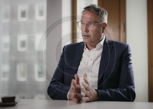 Interview Alexander Schweitzer
